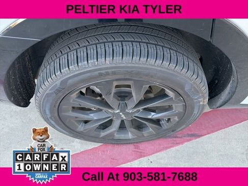 Used 2022 Kia Sorento SX image 13