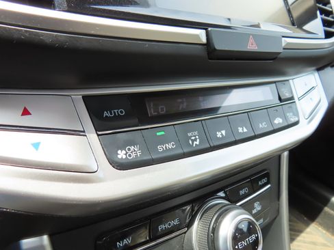 Used 2014 Honda Accord EX-L image 25