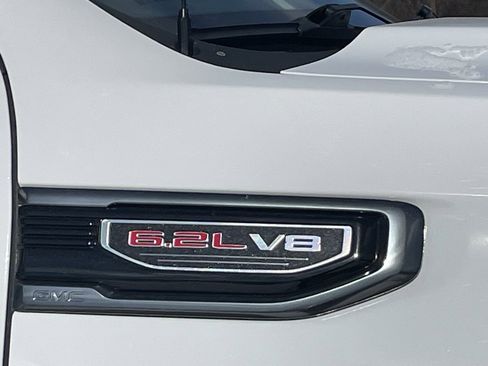 Certified 2020 GMC Sierra 1500 AT4 w/ Off-Road Performance Package image 11