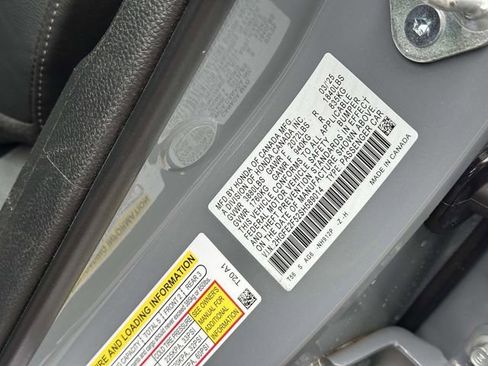 Used 2025 Honda Civic Sport image 13