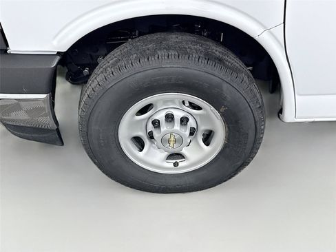 New 2026 Chevrolet Express 3500 Extended w/ Driver Convenience Package RWD image 18