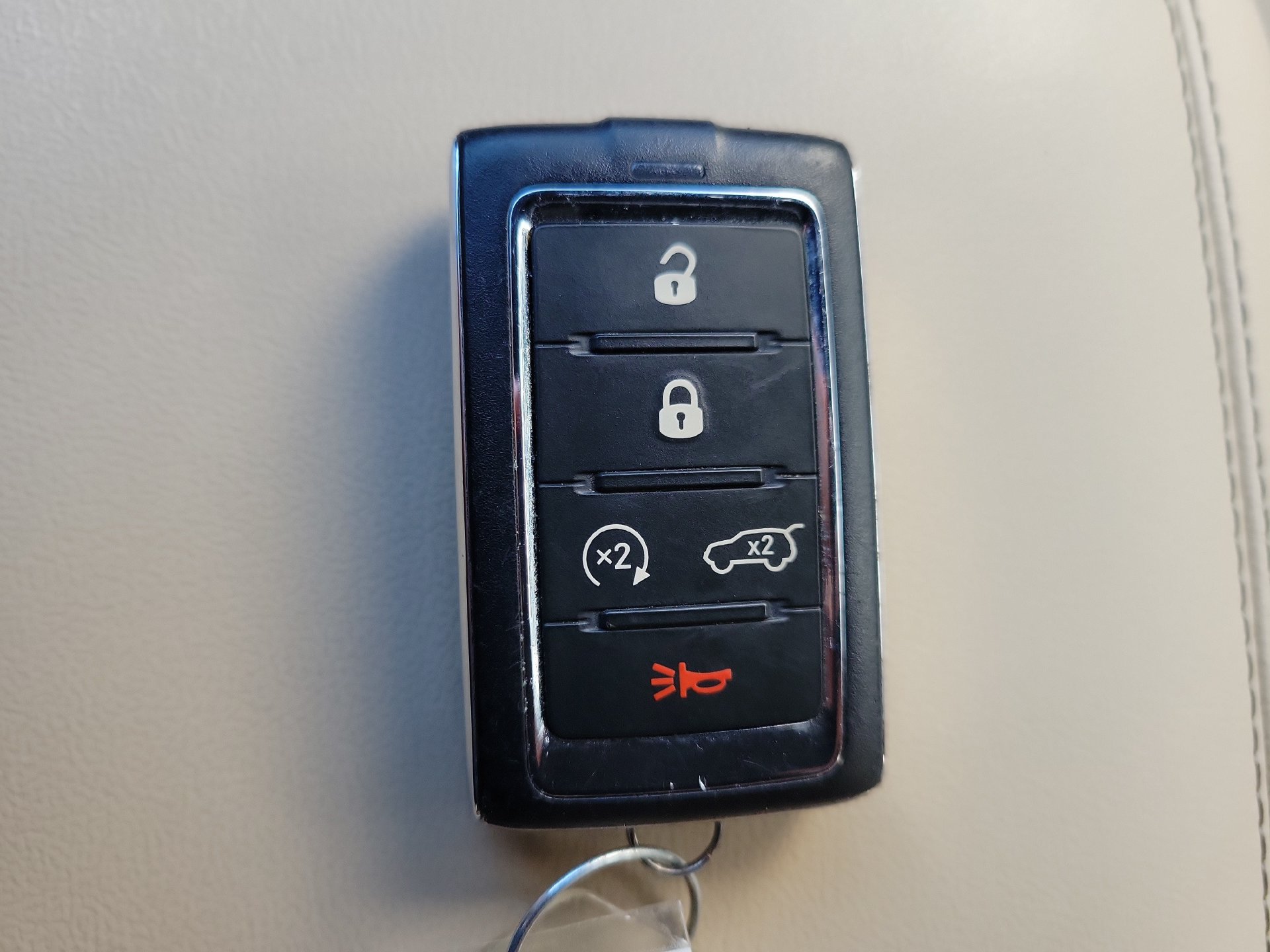 Used 2023 Jeep Grand Cherokee 4WD 4xe image 41