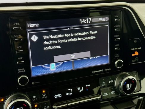 Certified 2020 Toyota Highlander XLE image 13