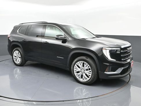 Used 2024 GMC Acadia Elevation w/ Luxury Package image 2