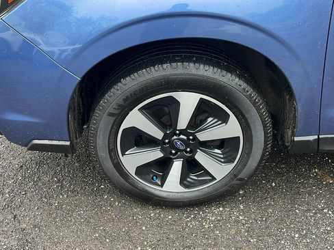 Used 2018 Subaru Forester 2.5i Premium w/ All-Weather Package image 6