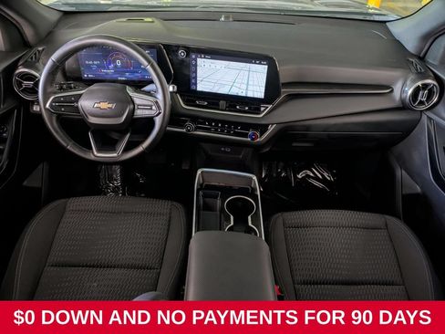Used 2025 Chevrolet Equinox LT FWD image 24