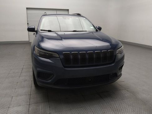 Used 2021 Jeep Cherokee Latitude FWD image 14