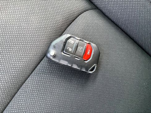 Used 2023 Jeep Wrangler Unlimited w/ Cold Weather Group image 29