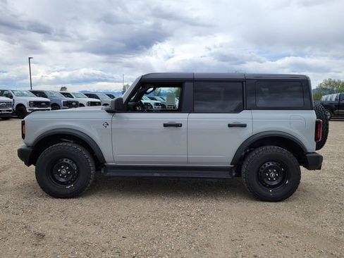 New 2026 Ford Bronco Outer Banks AWD/4WD image 6