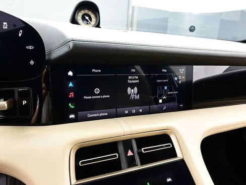 Certified 2021 Porsche Taycan 4S image 10