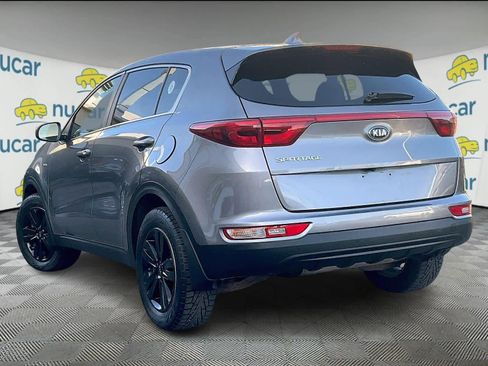 Used 2019 Kia Sportage LX image 4