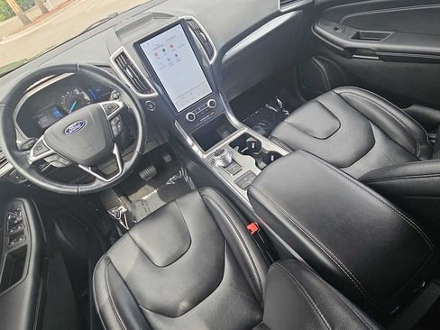 Used 2022 Ford Edge Titanium AWD/4WD image 22