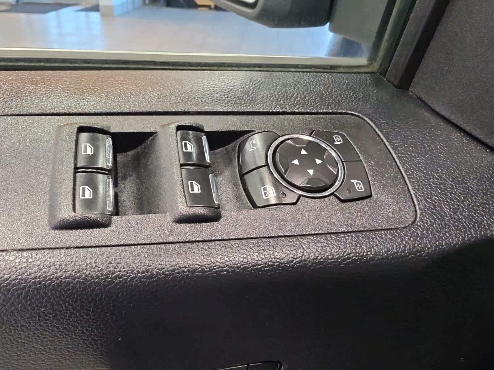 Certified 2019 Ford F150 Platinum w/ FX4 Off-Road Package AWD/4WD image 24
