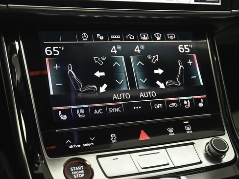 Used 2023 Audi S8 image 40