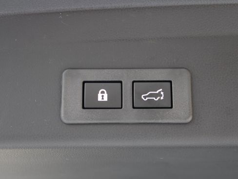 New 2026 Subaru Ascent Limited image 10