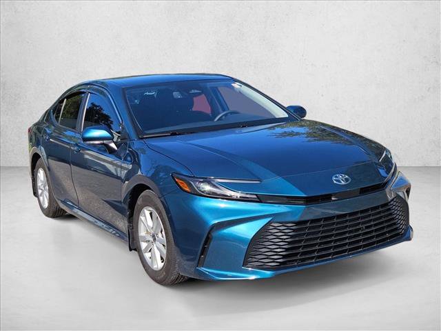 Used 2025 Toyota Camry LE w/ Convenience Package FWD image 3
