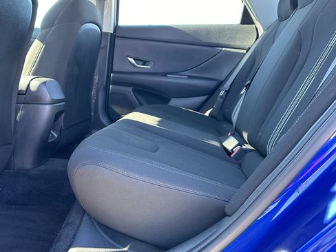 Used 2024 Hyundai Elantra SEL image 21