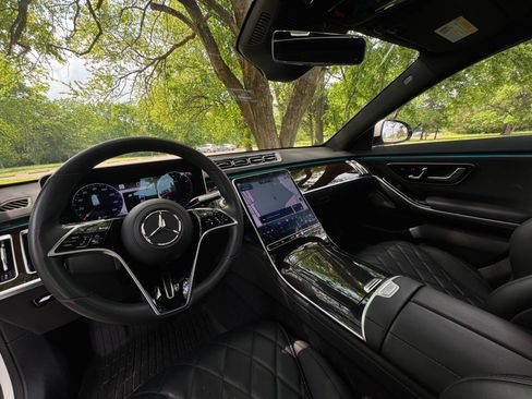 Used 2023 Mercedes-Benz S 580 4MATIC Sedan image 11