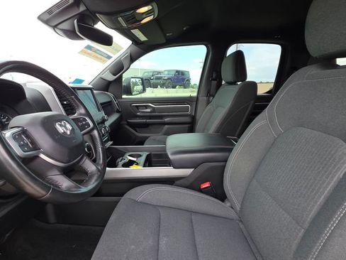 Used 2022 RAM 1500 Big Horn AWD/4WD image 11
