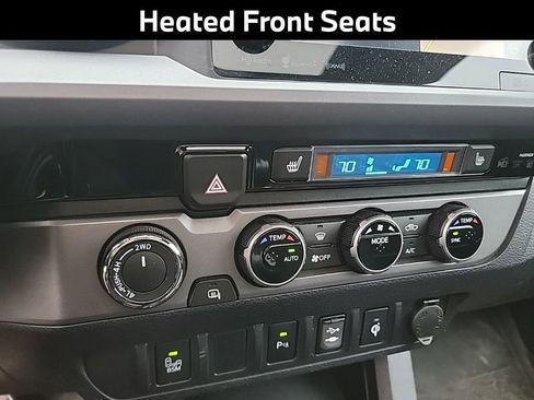 Used 2016 Toyota Tacoma TRD Sport image 14