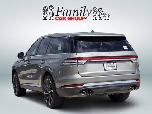 Used 2023 Lincoln Aviator Reserve w/ Equipment Group 201A AWD/4WD image 3