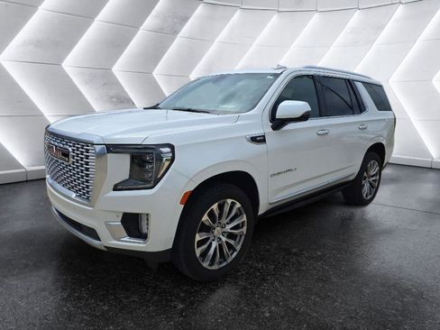Used 2021 GMC Yukon Denali w/ Denali Premium Package AWD/4WD image 1