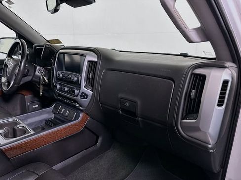 Used 2018 GMC Sierra 1500 SLT w/ Enhanced Driver Alert Package image 30