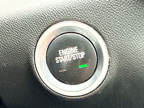 Used 2023 GMC Terrain SLE w/ Elevation Edition FWD image 35