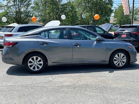 Used 2024 Nissan Sentra S FWD image 10