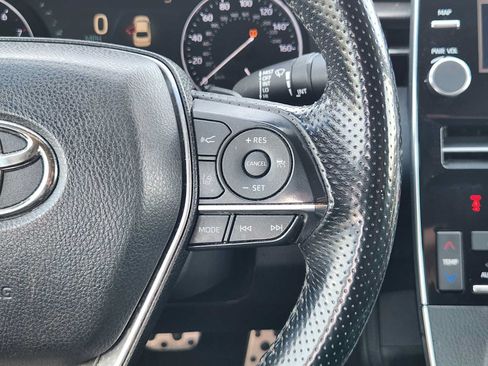 Used 2019 Toyota Avalon XSE FWD image 28