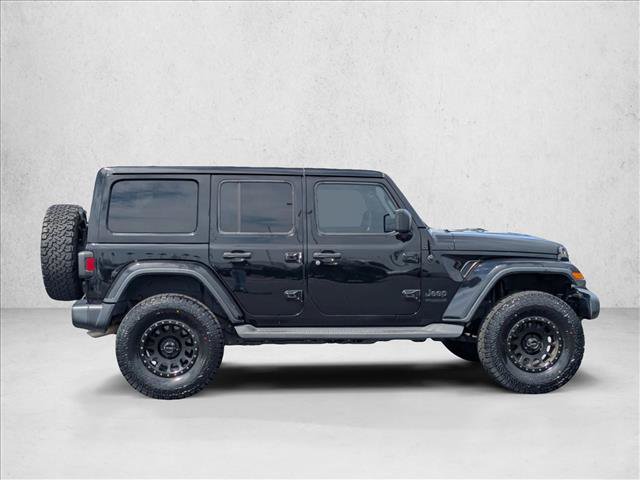 Used 2021 Jeep Wrangler Unlimited Sahara AWD/4WD image 4