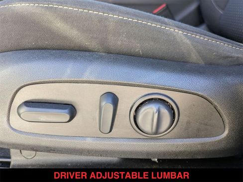 Used 2021 GMC Acadia SLE w/ Driver Convenience Package image 8