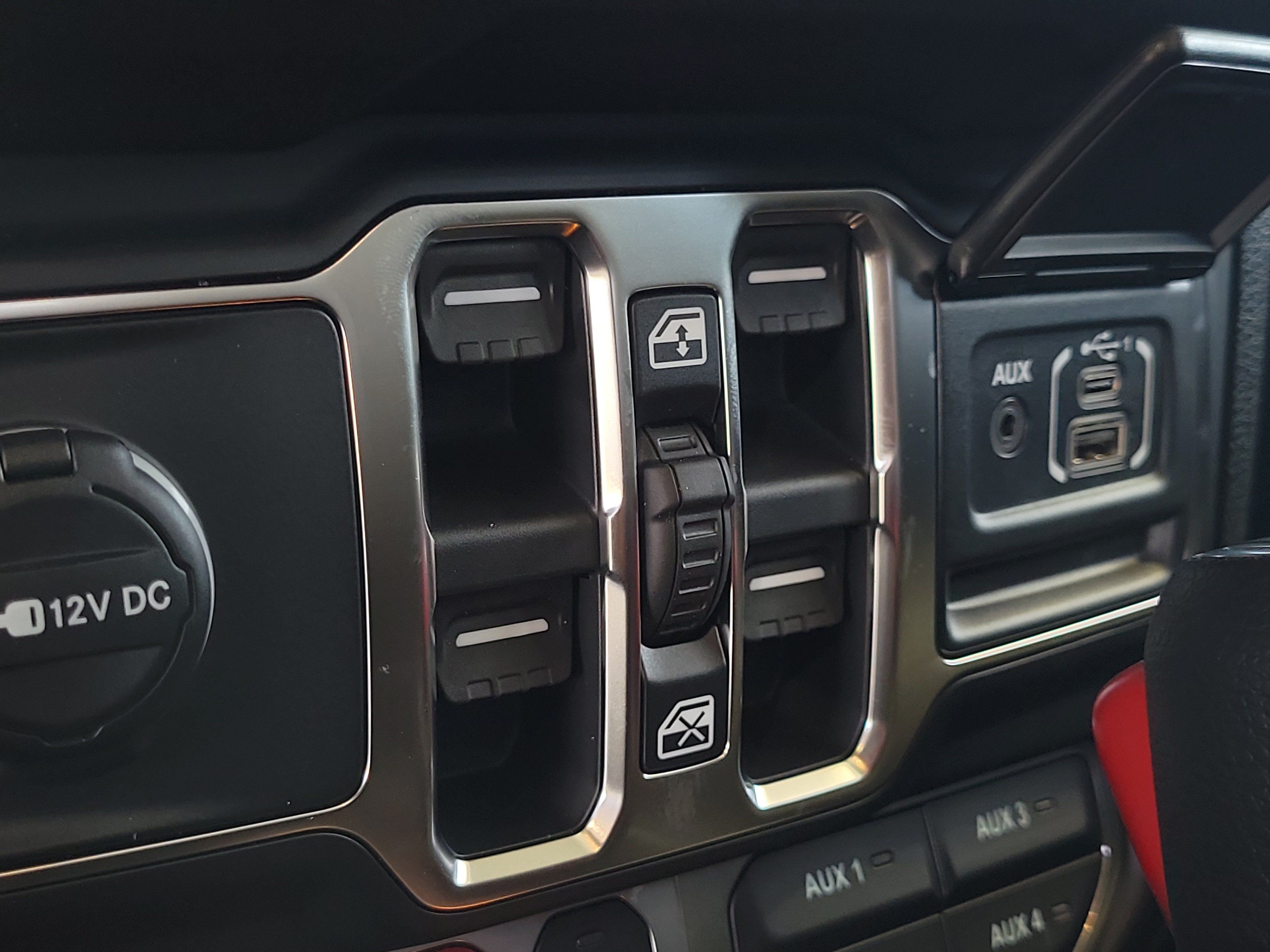 New 2026 Jeep Gladiator Rubicon w/ Safety Group AWD/4WD image 16