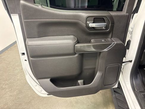 Used 2021 GMC Sierra 1500 AT4 image 40