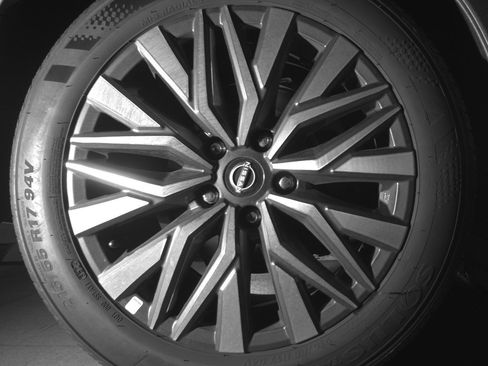 Used 2025 Nissan Altima 2.5 SV FWD image 15