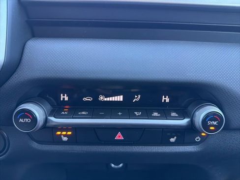 Used 2024 MAZDA CX-50 AWD 2.5 S w/ Premium Package image 16