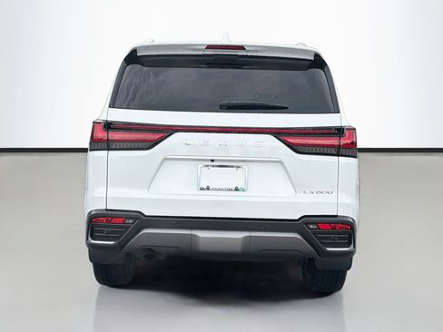 Used 2026 Lexus LX 600 4WD w/ Luxury Package image 4