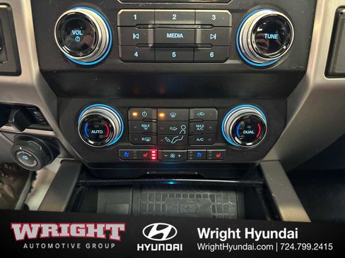 Used 2020 Ford F250 Platinum image 27