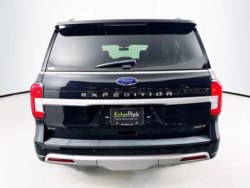 Used 2024 Ford Expedition Max XLT image 7