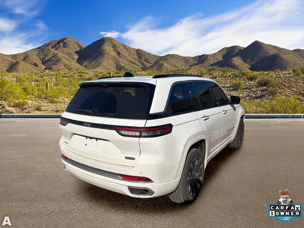 Certified 2023 Jeep Grand Cherokee Overland w/ Luxury Tech Group IV AWD/4WD image 4