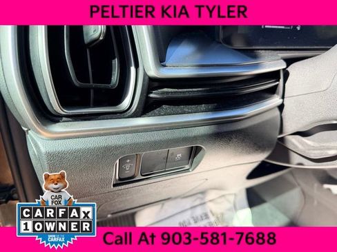 Certified 2024 Kia Sorento S image 18
