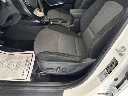 Used 2020 Kia Soul EX FWD image 28