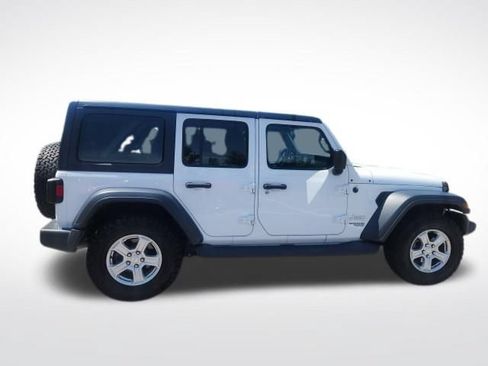 Used 2018 Jeep Wrangler Unlimited Sport S AWD/4WD image 10