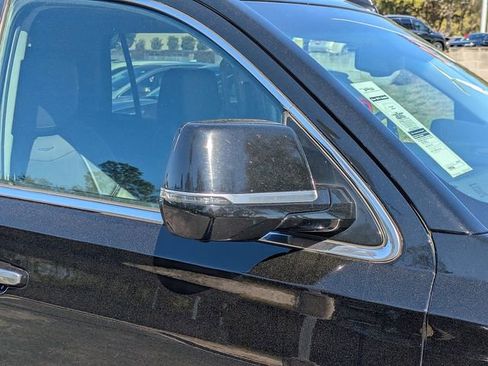 Used 2019 Cadillac Escalade 2WD image 11