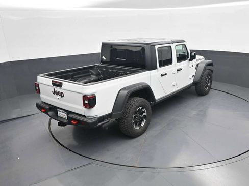 Used 2026 Jeep Gladiator Rubicon AWD/4WD image 31