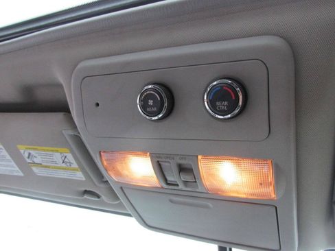Used 2012 Nissan Pathfinder Silver w/ DVD Entertainment Pkg AWD/4WD image 29