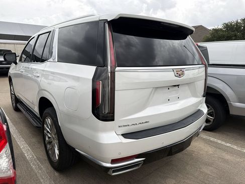 Used 2023 Cadillac Escalade Premium Luxury AWD/4WD image 4