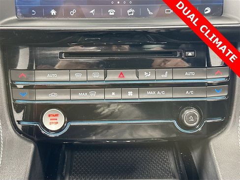 Used 2019 Jaguar F-PACE S image 17