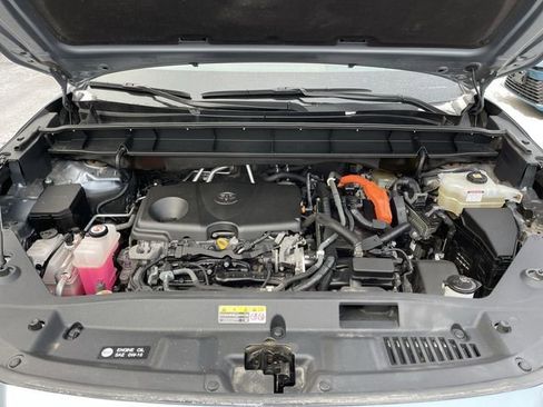 Certified 2021 Toyota Highlander Platinum image 11