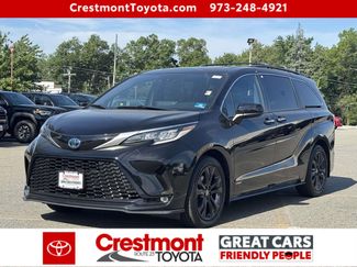 Certified 2021 Toyota Sienna XSE w/ XSE Plus Package FWD video 1